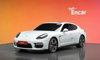 Porsche Panamera · 2016 год