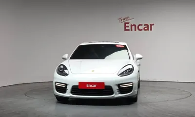 Porsche Panamera 2016, 79418 км, за 33696.73 USD