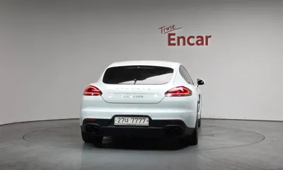 Porsche Panamera 2016, 79418 км, за 33696.73 USD
