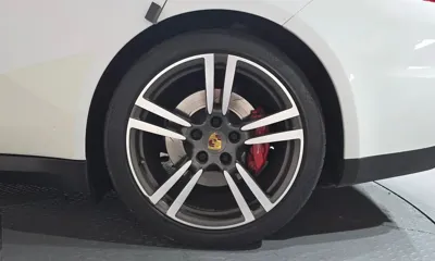 Porsche Panamera 2016, 79418 км, за 33696.73 USD