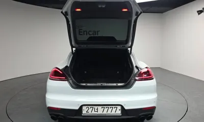 Porsche Panamera 2016, 79418 км, за 33477.75 USD - фото 20