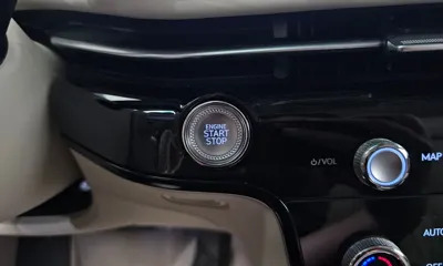 Genesis G80 2025, 24904 км, за 31180.26 USD - фото 28