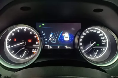 Toyota Camry 2018, 92700 км, за 13894 USD - фото 19