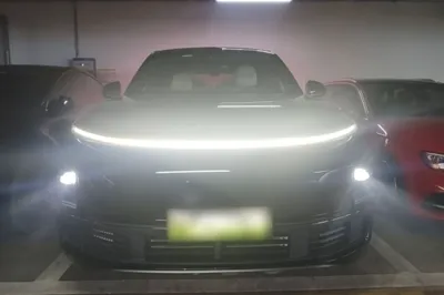 Li Auto L8 2025, 10700 км, за 46033 USD