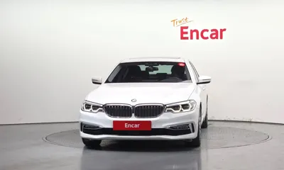 BMW 5-Series 2018, 126337 км, за 12817.97 USD