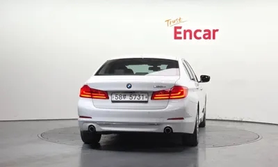 BMW 5-Series 2018, 126337 км, за 12817.97 USD