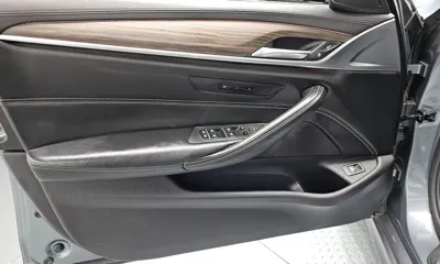 BMW 5-Series 2018, 115183 км, за 12893.14 USD - фото 24