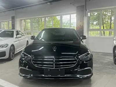 Mercedes-Benz E-Class 2022, 45000 км, за 36037.15 USD