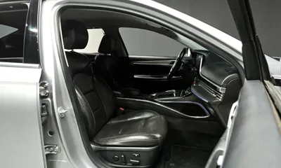 Hyundai Grandeur 2021, 144810 км, за 11595.64 USD - фото 10