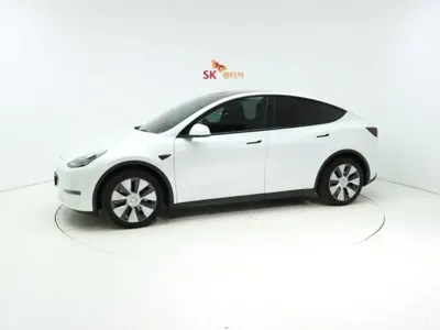 Tesla Model Y 2022, 49975 км, за 8522.39 USD