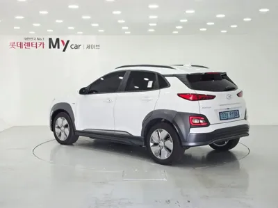 Hyundai Kona 2020, 54400 км, за 9517.92 USD