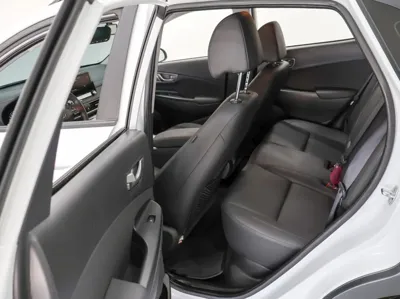 Hyundai Kona 2020, 54400 км, за 9517.92 USD - фото 10