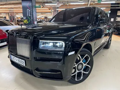 Rolls-Royce Cullinan · 2023 год