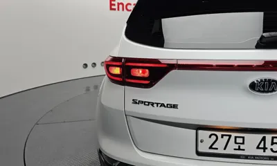 Kia Sportage 2019, 57505 км, за 10749.19 USD - фото 23