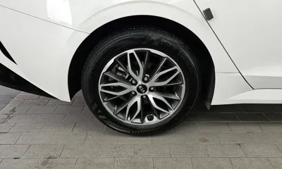 Kia K5 2021, 56719 км, за 13153.61 USD