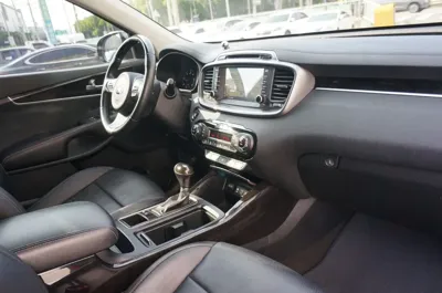 Kia Sorento 2015, 72777 км, за 8986.13 USD - фото 17