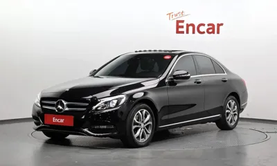 Mercedes-Benz C-Class · 2015 год