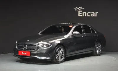 Mercedes-Benz E-Class · 2022 год