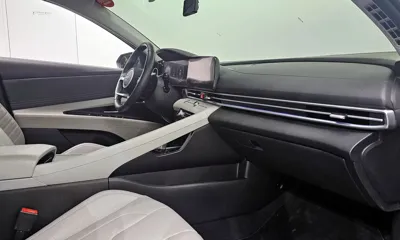 Hyundai Avante 2021, 78012 км, за 11254.24 USD - фото 29