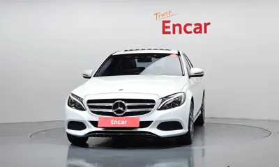 Mercedes-Benz C-Class 2018, 84942 км, за 10430.62 USD