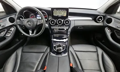 Mercedes-Benz C-Class 2018, 84942 км, за 10351.8 USD - фото 7