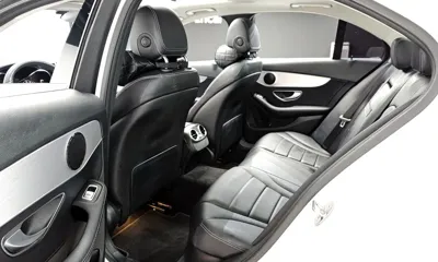 Mercedes-Benz C-Class 2018, 84942 км, за 10351.8 USD - фото 11