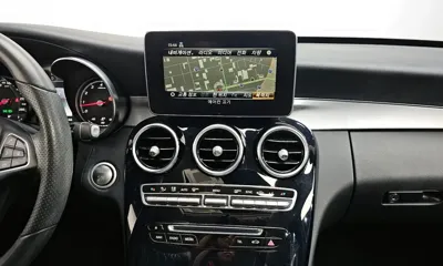 Mercedes-Benz C-Class 2018, 84942 км, за 10351.8 USD - фото 13