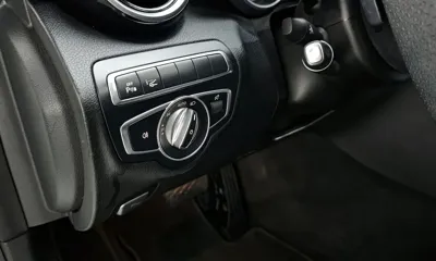 Mercedes-Benz C-Class 2018, 84942 км, за 10351.8 USD - фото 20