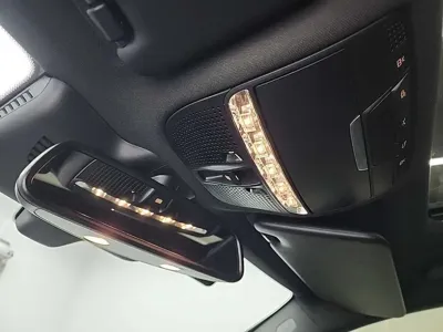 Mercedes-Benz C-Class 2017, 119737 км, за 10336.08 USD - фото 17