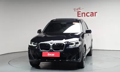 BMW iX3 2023, 69756 км, за 30228.16 USD