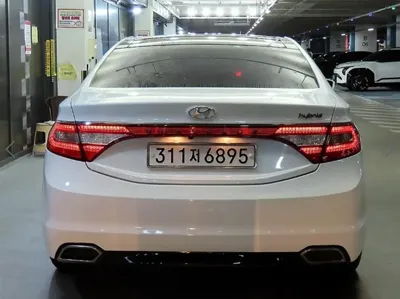 Hyundai Grandeur 2016, 174826 км, за 4206.31 USD