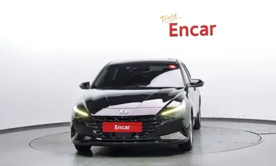 Hyundai Avante 2021, 106162 км, за 8867.57 USD