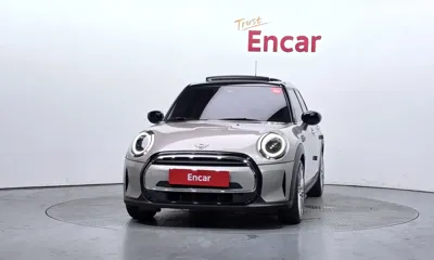 MINI Cooper 2022, 40720 км, за 15081.58 USD - фото 3