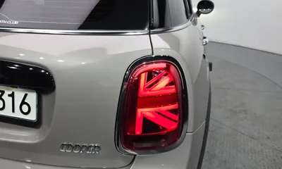 MINI Cooper 2022, 40720 км, за 15081.58 USD - фото 23
