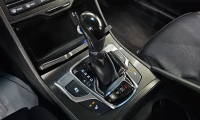 Hyundai Grandeur 2015, 119650 км, за 4155.93 USD - фото 9