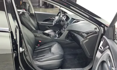 Hyundai Grandeur 2015, 119650 км, за 4155.93 USD - фото 12