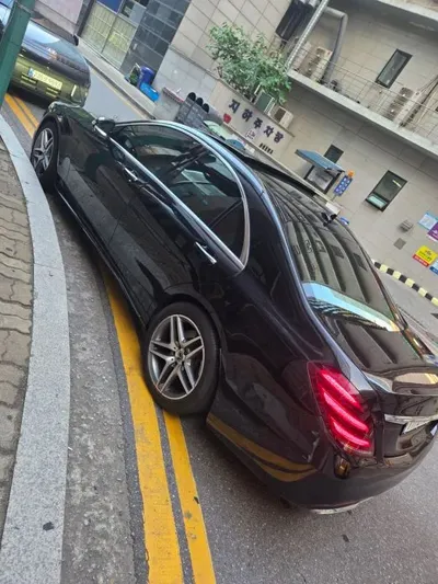 Mercedes-Benz S-Class 2019, 128000 км, за 26997.16 USD