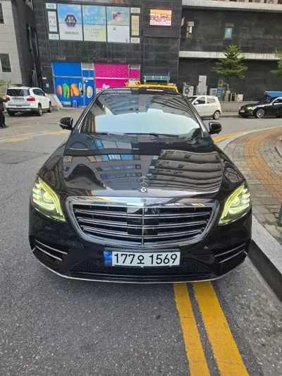Mercedes-Benz S-Class 2019, 128000 км, за 26997.16 USD