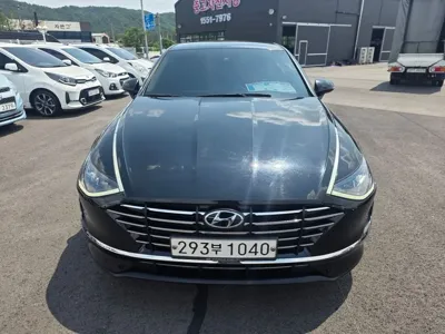 Hyundai Sonata 2021, 93090 км, за 10634.11 USD
