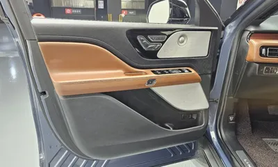 Lincoln Aviator 2021, 50105 км, за 21662.78 USD - фото 24