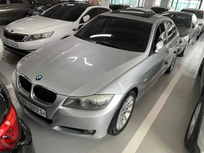 BMW 3-Series 2010, 128162 км, за 2619.14 USD