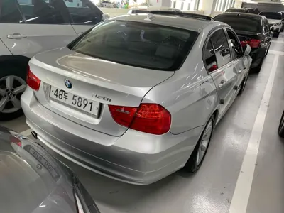 BMW 3-Series 2010, 128162 км, за 2619.14 USD