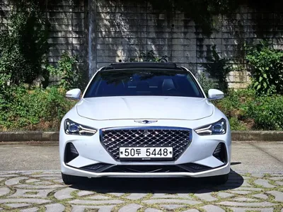 Genesis G70 2019, 42605 км, за 15426.02 USD