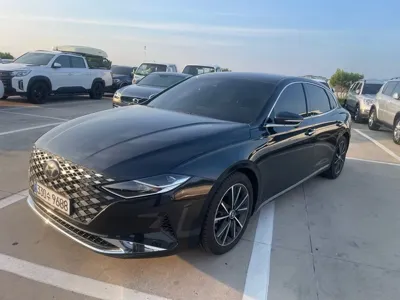 Hyundai Grandeur 2021, 37212 км, за 15570.04 USD