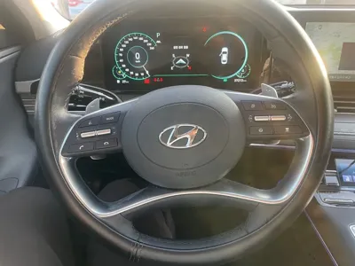 Hyundai Grandeur 2021, 37212 км, за 15570.04 USD - фото 7