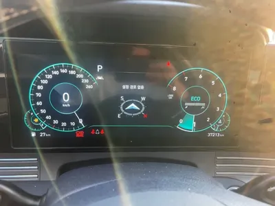 Hyundai Grandeur 2021, 37212 км, за 15570.04 USD - фото 8