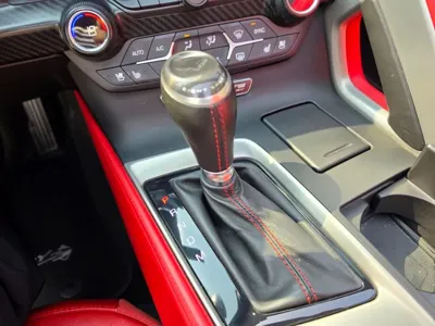 Chevrolet Corvette 2015, 82500 км, за 36103.45 USD - фото 9