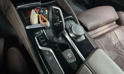 BMW 5-Series 2019, 51838 км, за 20477.14 USD - фото 9