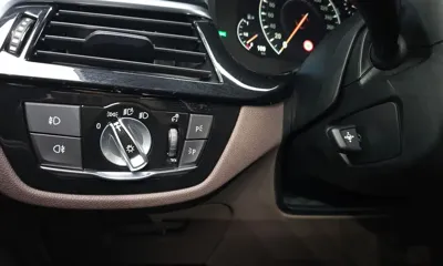 BMW 5-Series 2019, 51838 км, за 20477.14 USD - фото 28