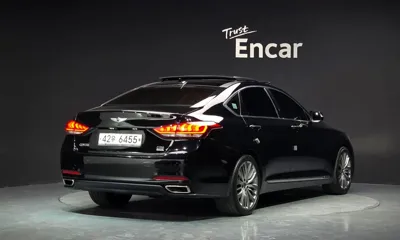 Hyundai Genesis 2016, 170721 км, за 7481.14 USD